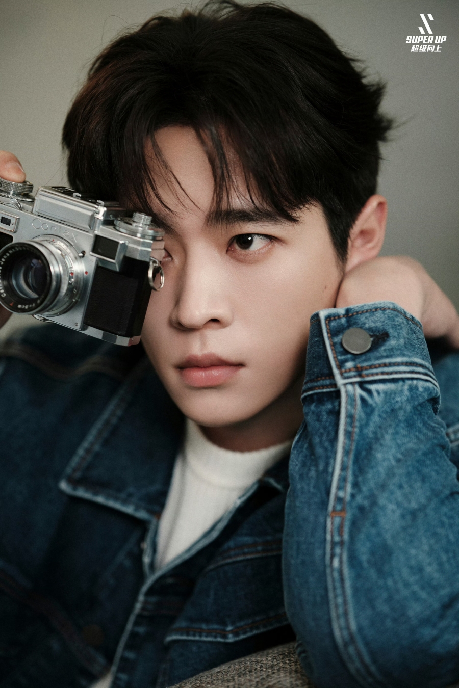 นักแสดงจีนที่ไม่ได้ใช้ชื่อจริงในวงการ