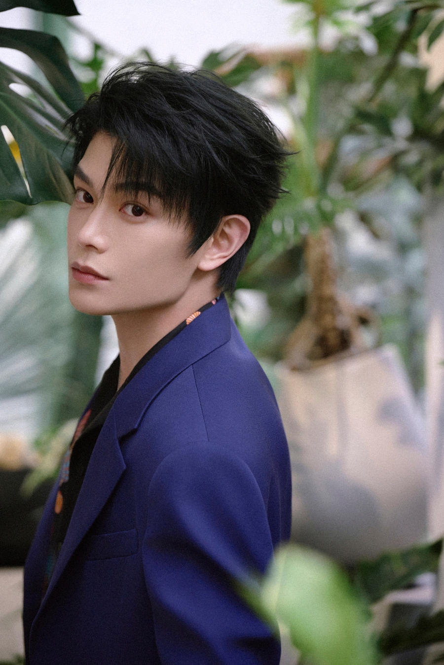 นักแสดงจีนที่ไม่ได้ใช้ชื่อจริงในวงการ