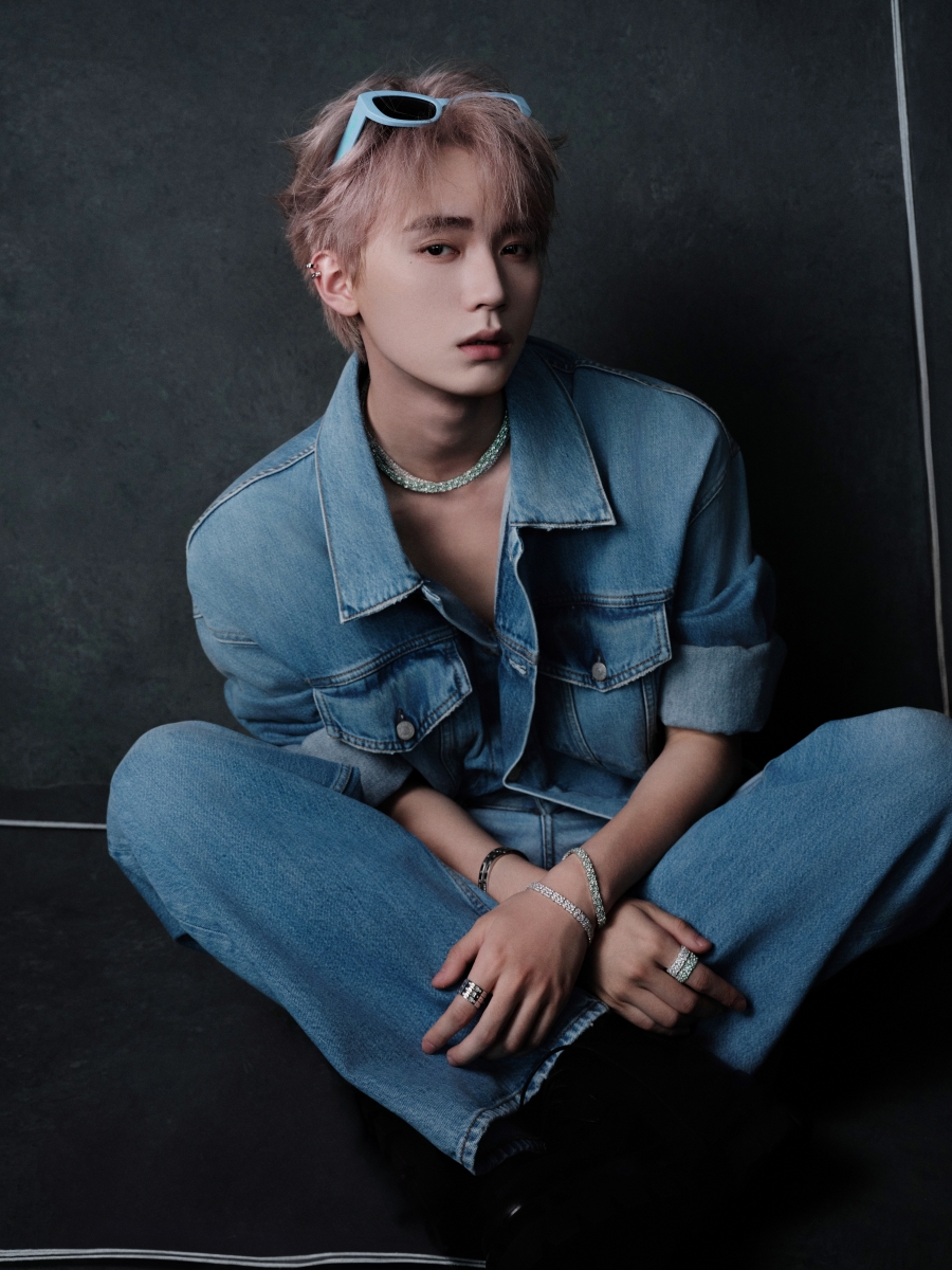 นักแสดงจีนที่ไม่ได้ใช้ชื่อจริงในวงการ