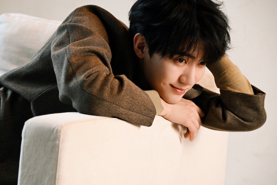 นักแสดงจีนที่ไม่ได้ใช้ชื่อจริงในวงการ