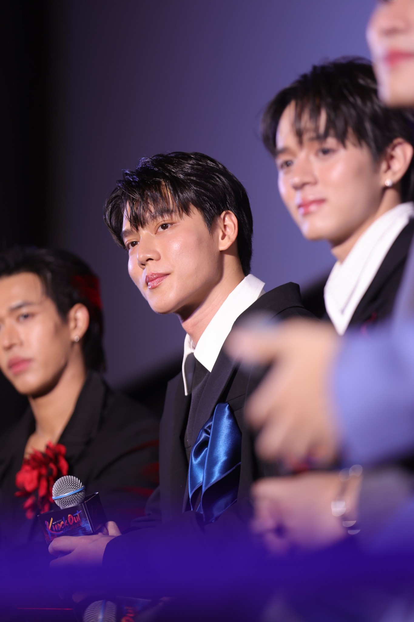 กันเนอร์-ไนซ์ เปิดตัว knock out หมัดน็อกล็อกหัวใจ