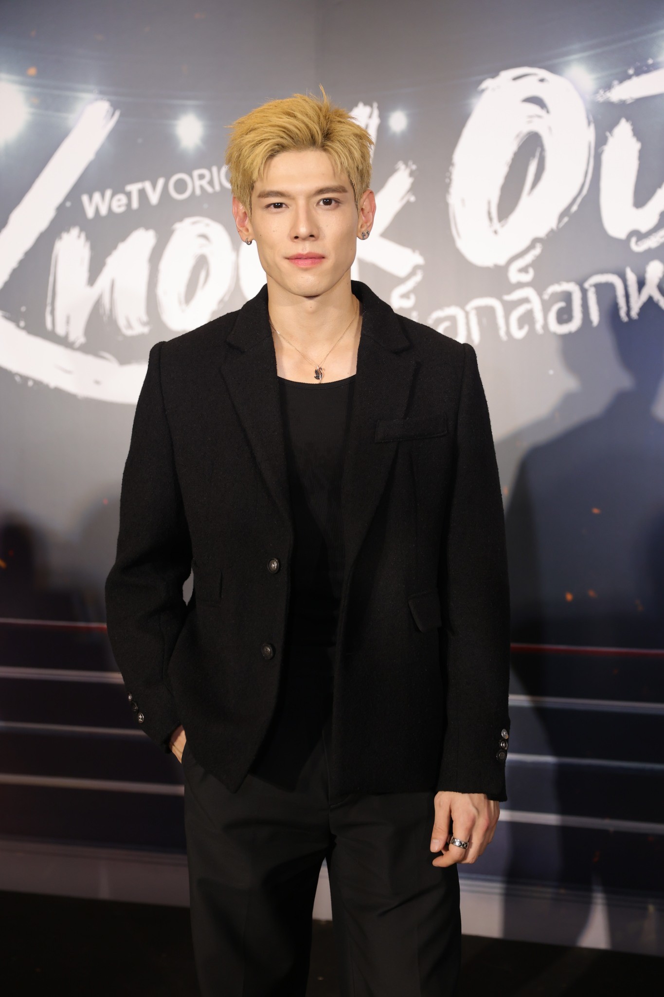 กันเนอร์-ไนซ์ เปิดตัว knock out หมัดน็อกล็อกหัวใจ