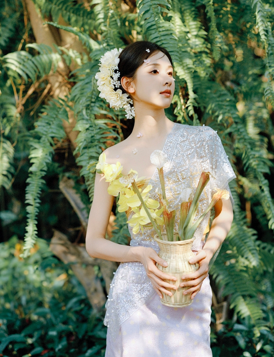 เฉินตูหลิง ใส่ชุดไทย