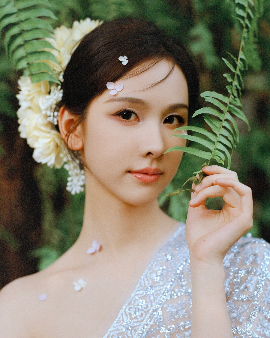 เฉินตูหลิง ใส่ชุดไทย