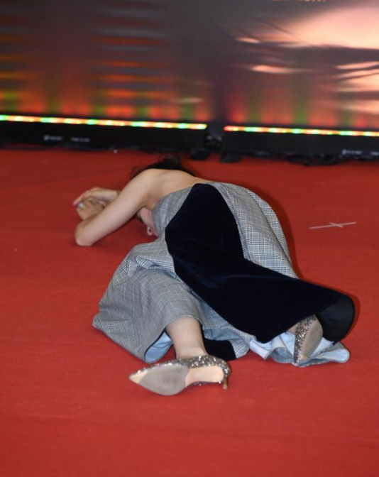 จ้าวอิงจื่อ ถูกแฉวีรกรรม
