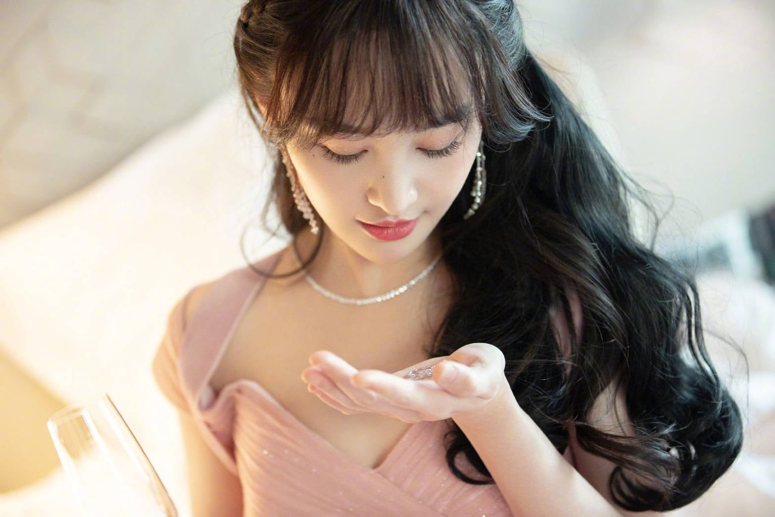 เจิ้งส่วง ล่าสุด