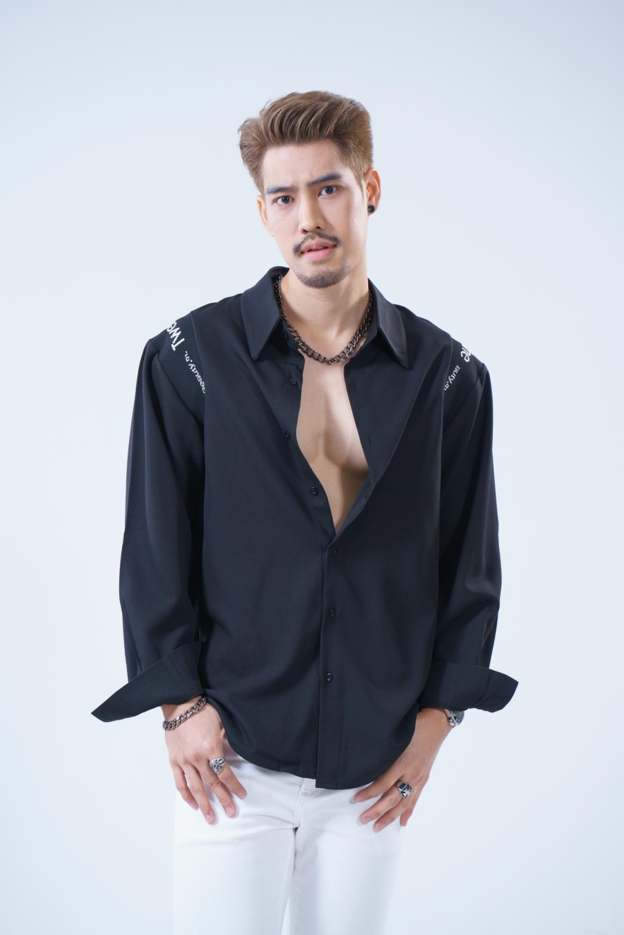 เรื่องย่อ นับ 8  Eight Count