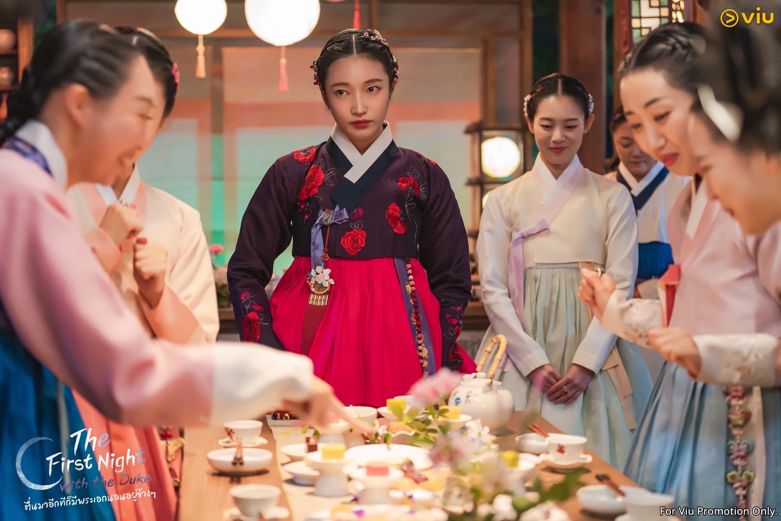 ตื่นมาอีกทีก็มีพระเอกนอนอยู่ข้างๆ The First Night With the Duke 