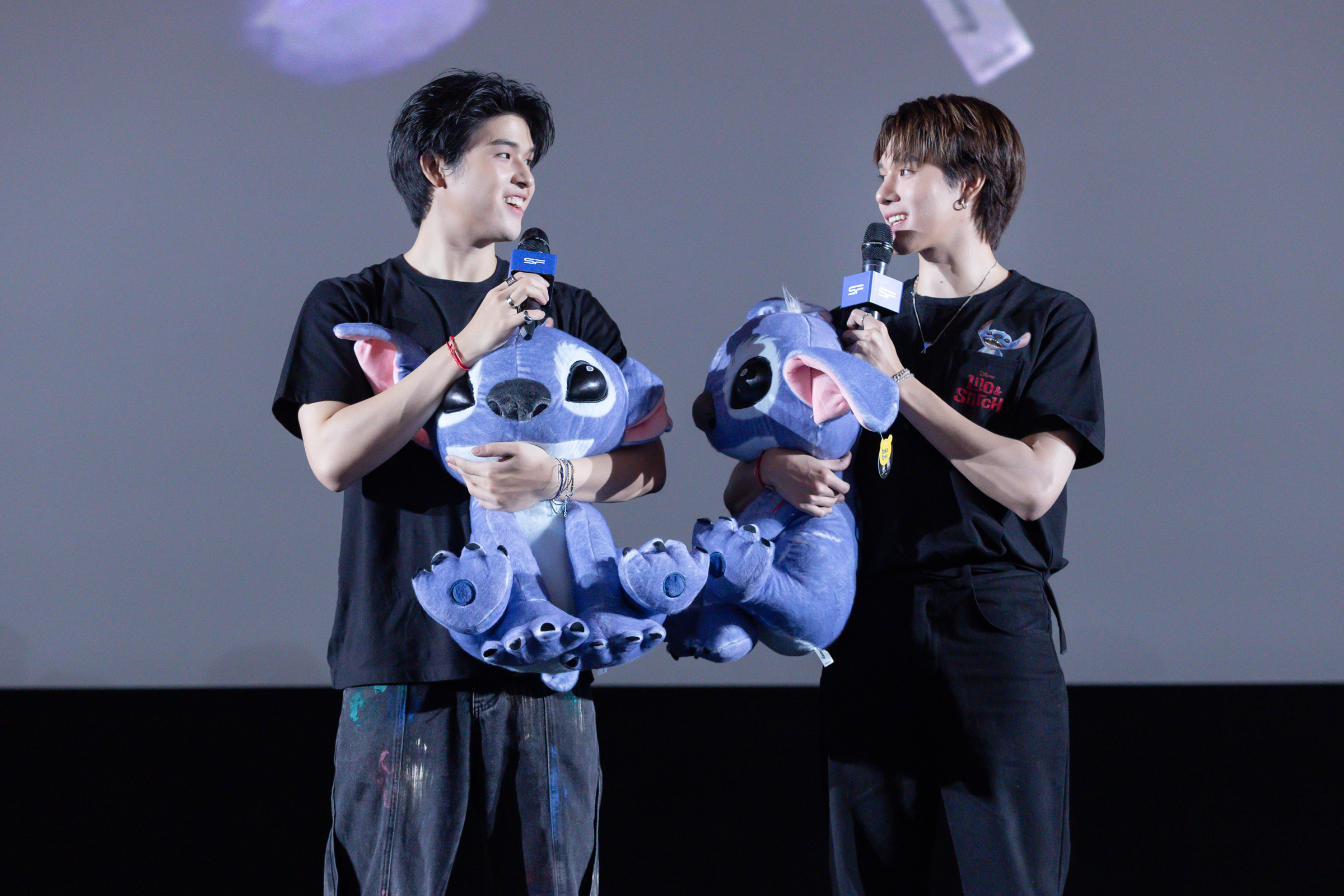 สกาย-นานิ ปิดโรงดูหนัง lilo & stitch ทำรายได้มุ่งสู่ 200 ล้านบาท