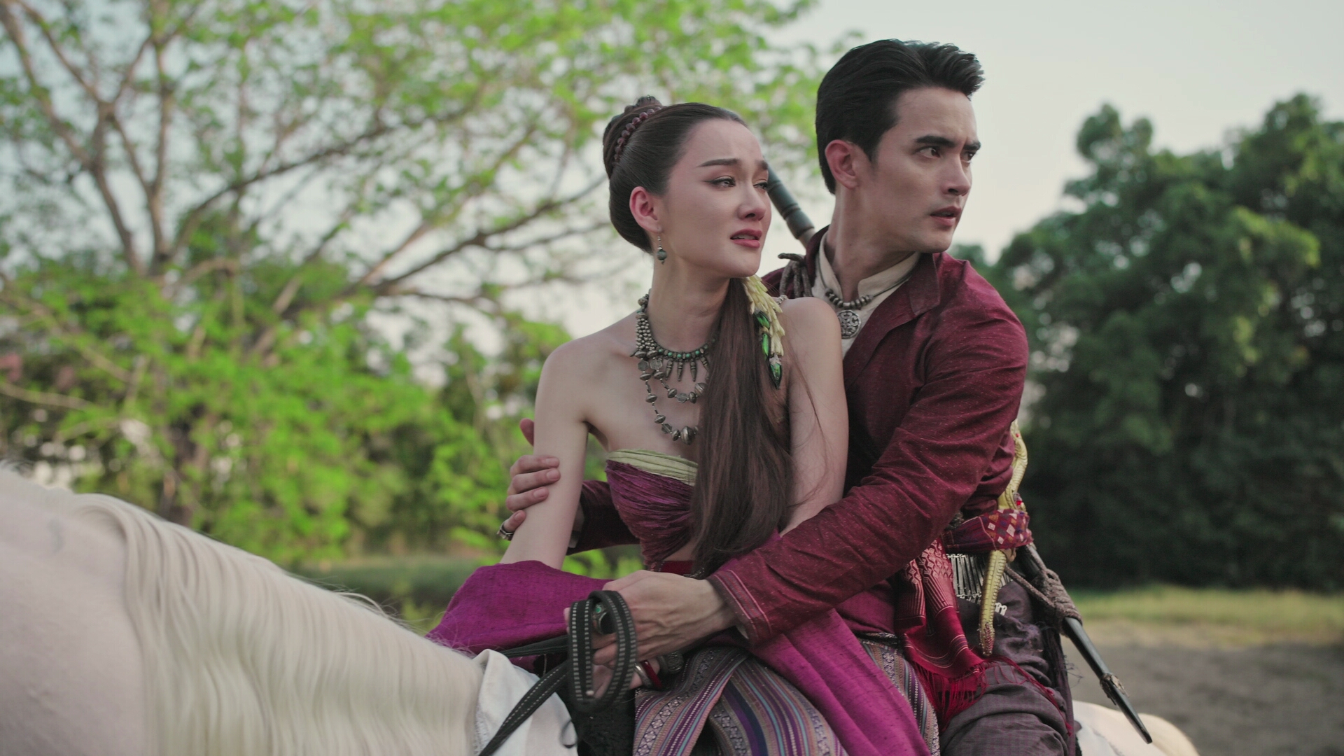 เรื่องย่อ ผาแดงนางไอ่ Echoes of the Lost City