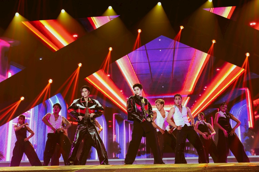 PERTH SANTA TIME STOPPER FANCON