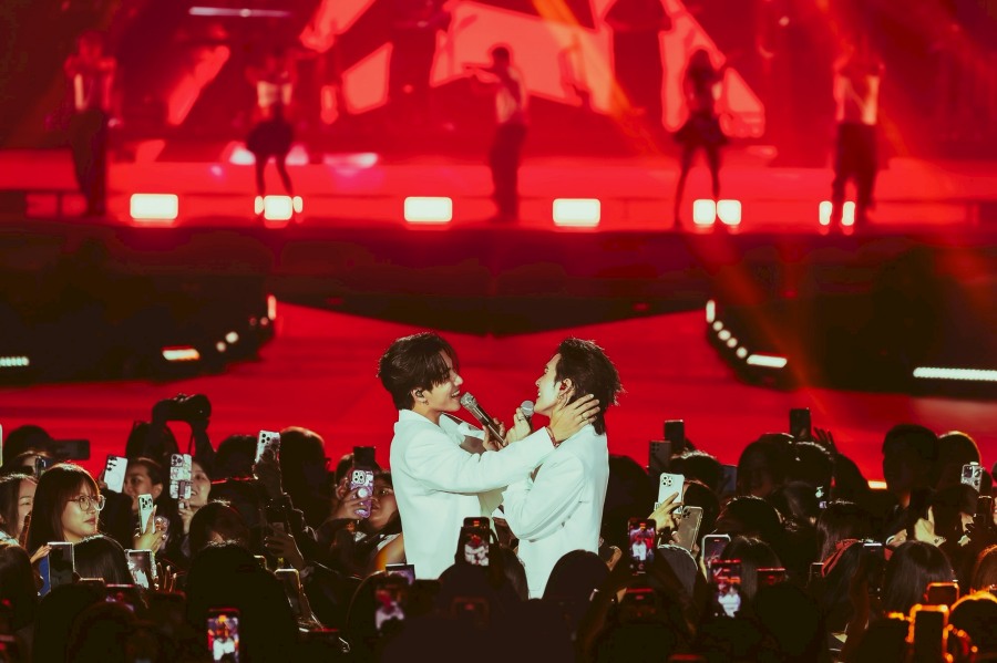 PERTH SANTA TIME STOPPER FANCON