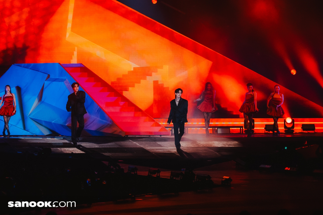 PERTH SANTA TIME STOPPER FANCON