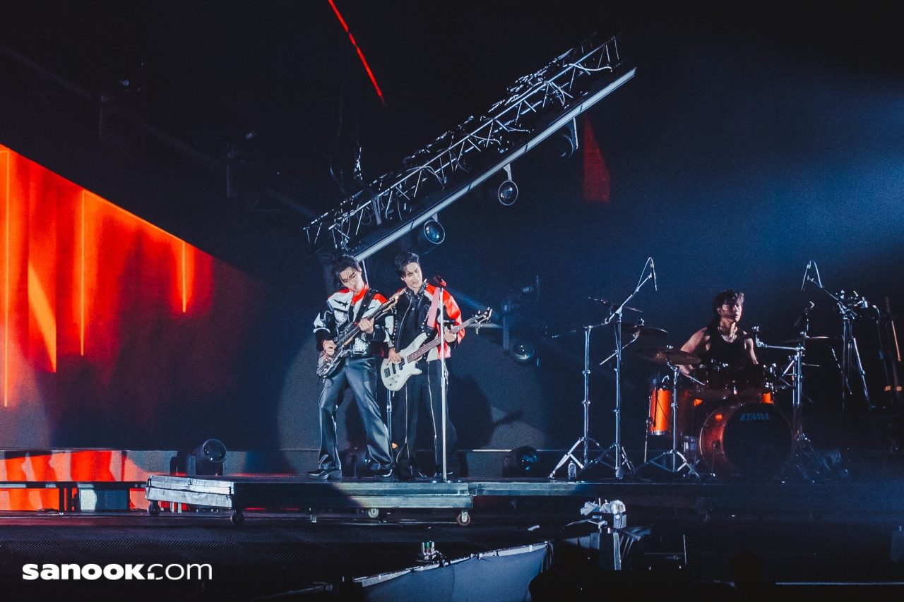 PERTH SANTA TIME STOPPER FANCON