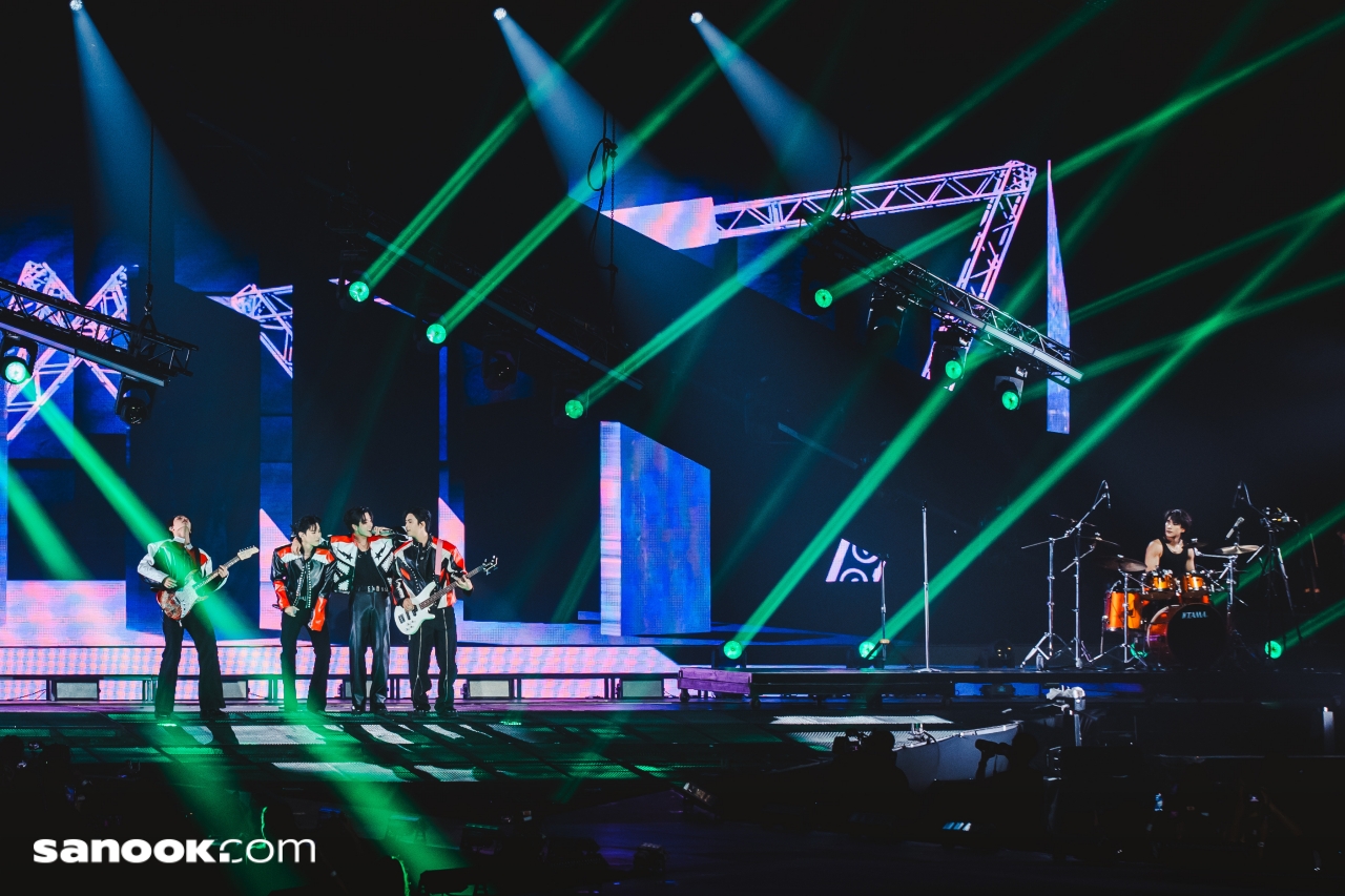 PERTH SANTA TIME STOPPER FANCON