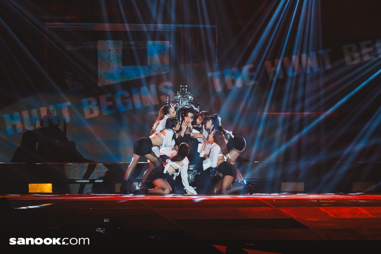 PERTH SANTA TIME STOPPER FANCON