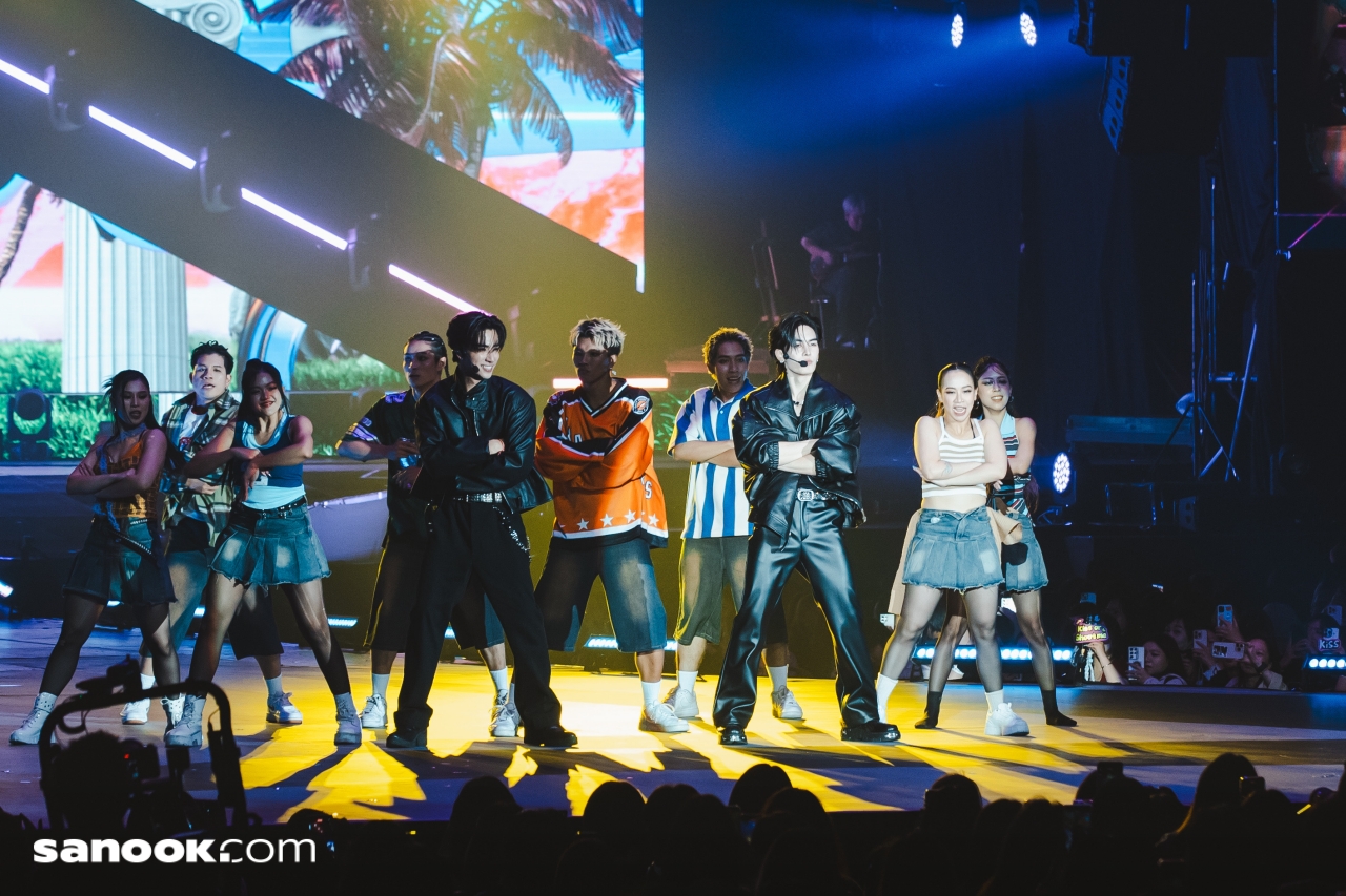 PERTH SANTA TIME STOPPER FANCON