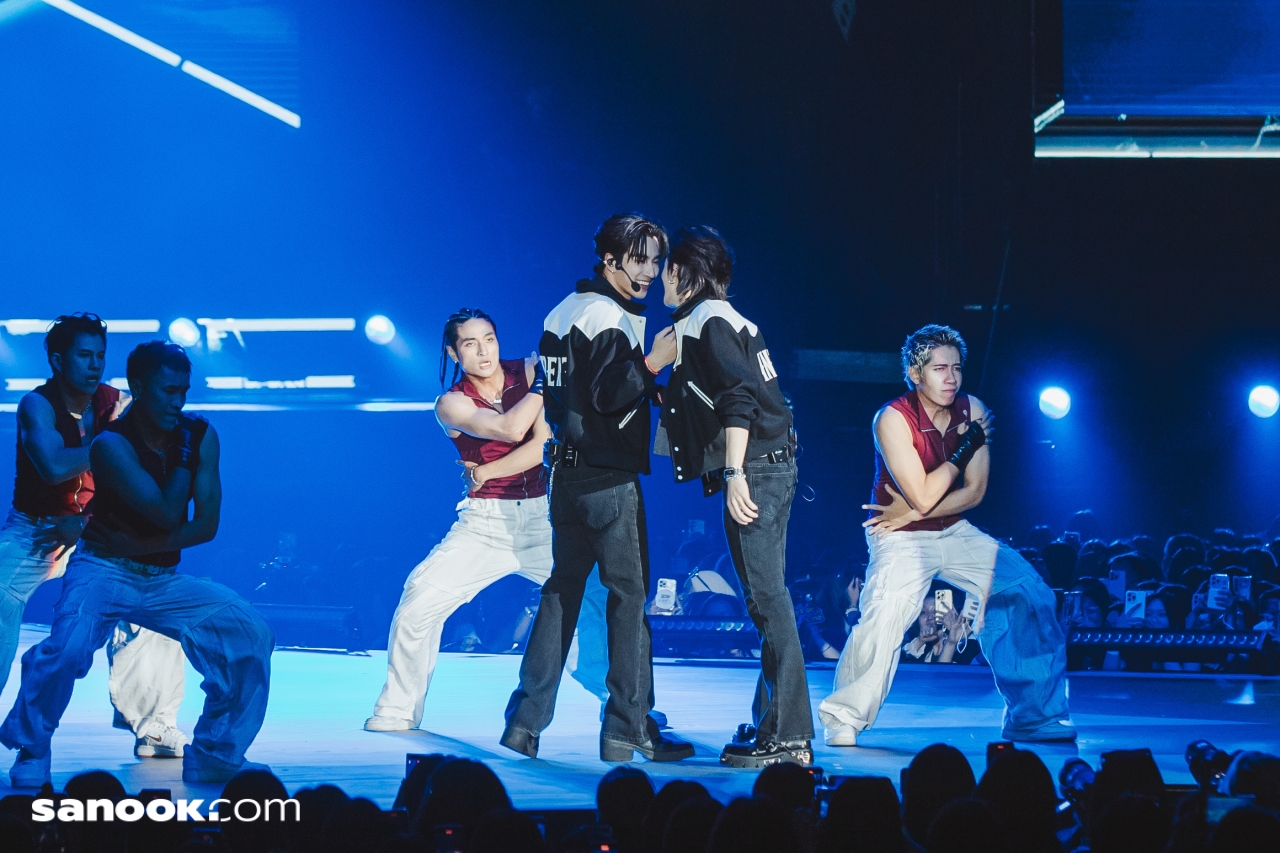 PERTH SANTA TIME STOPPER FANCON