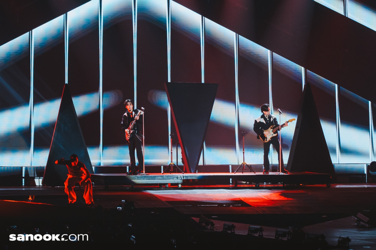 PERTH SANTA TIME STOPPER FANCON