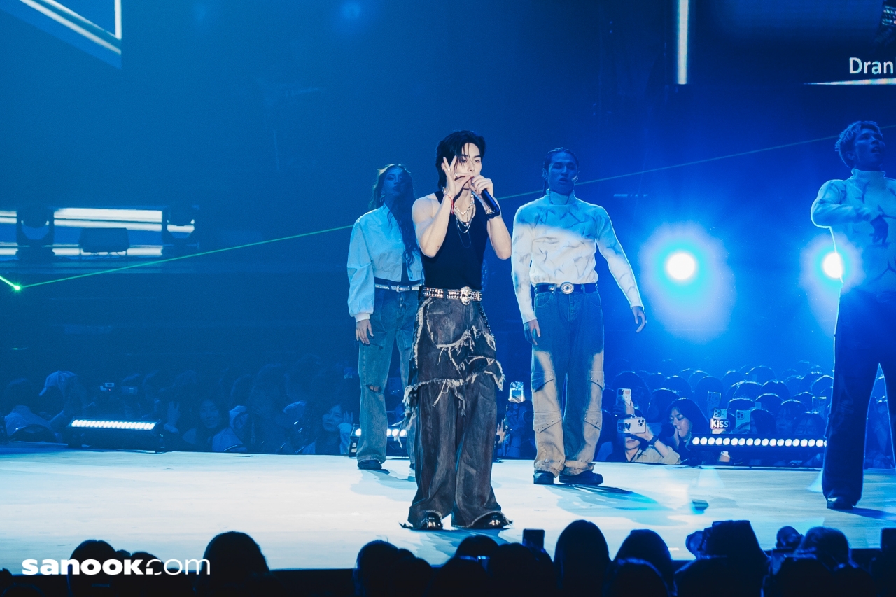 PERTH SANTA TIME STOPPER FANCON