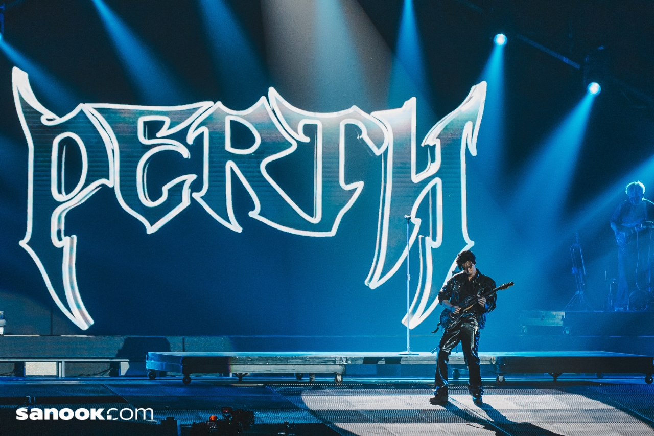 PERTH SANTA TIME STOPPER FANCON