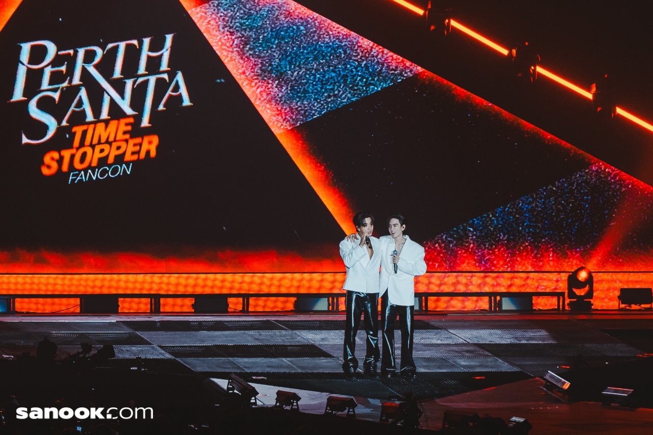 PERTH SANTA TIME STOPPER FANCON