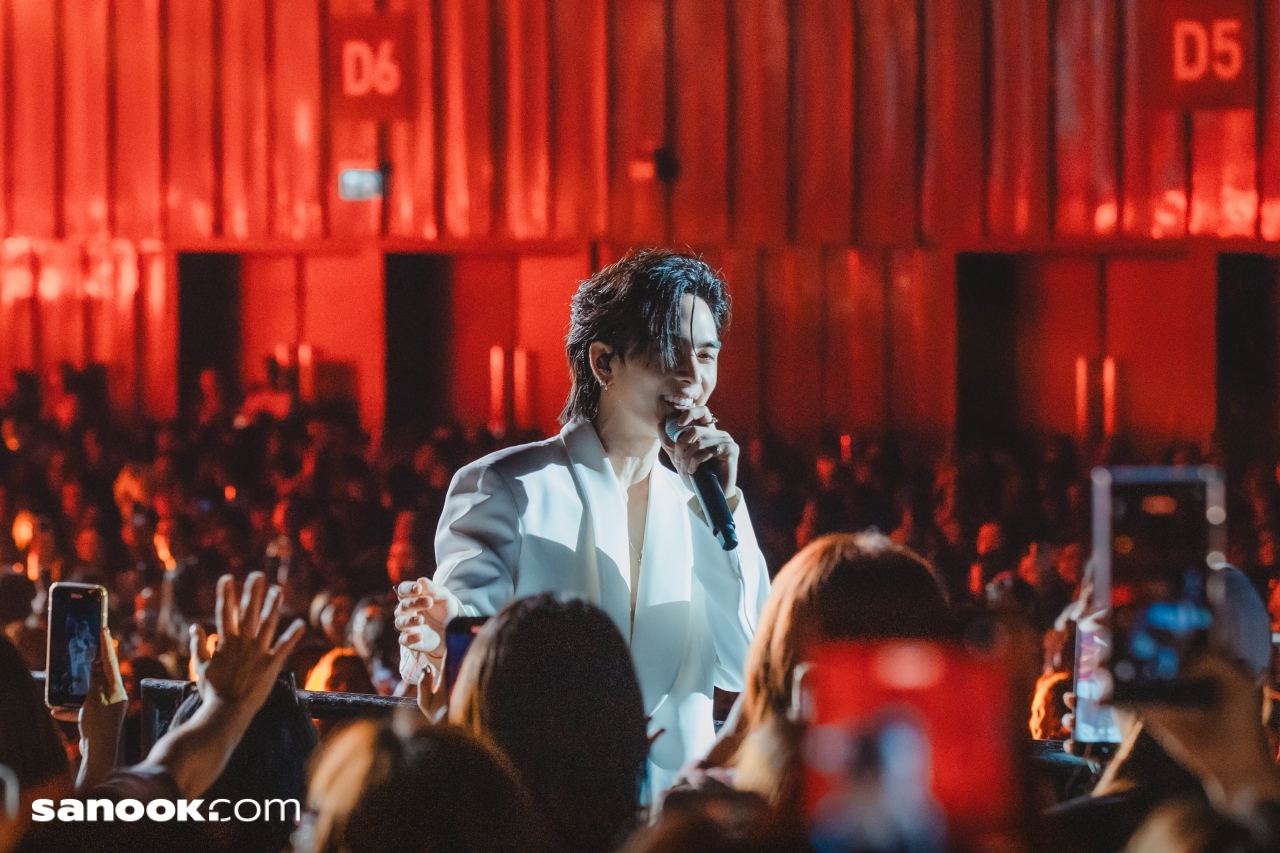 PERTH SANTA TIME STOPPER FANCON