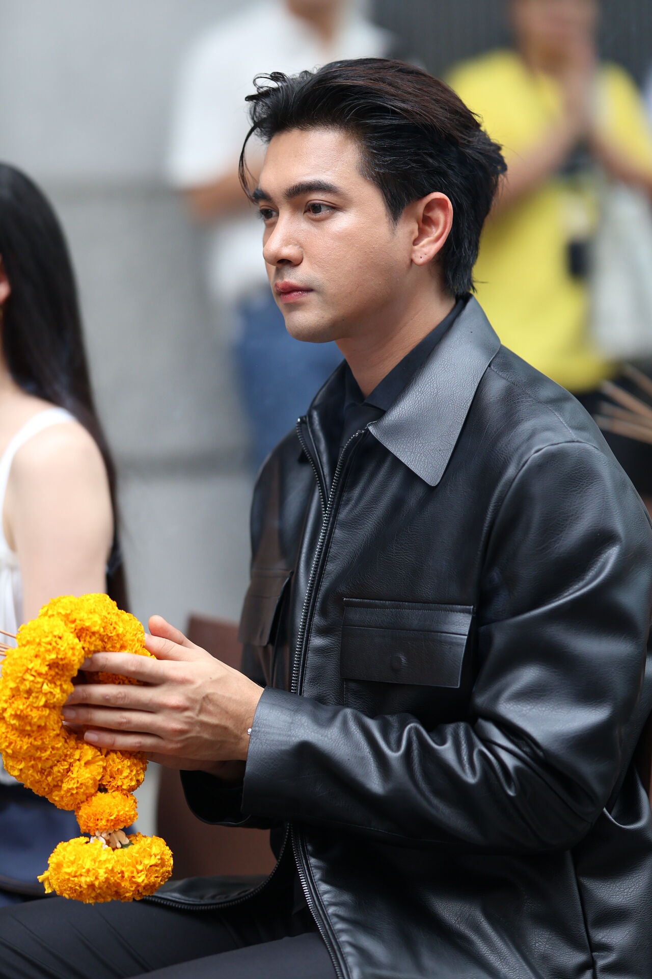 Decalcomania ทวิญ ร่างฉัน วิญญาณเธอ