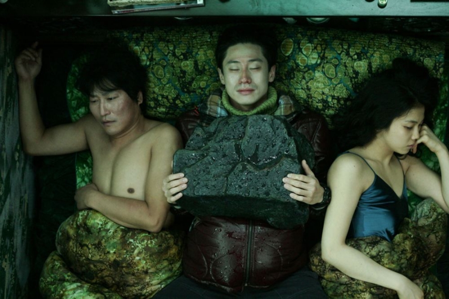 นักแสดงชายเกาหลี ที่เคยเล่นบทเรท R