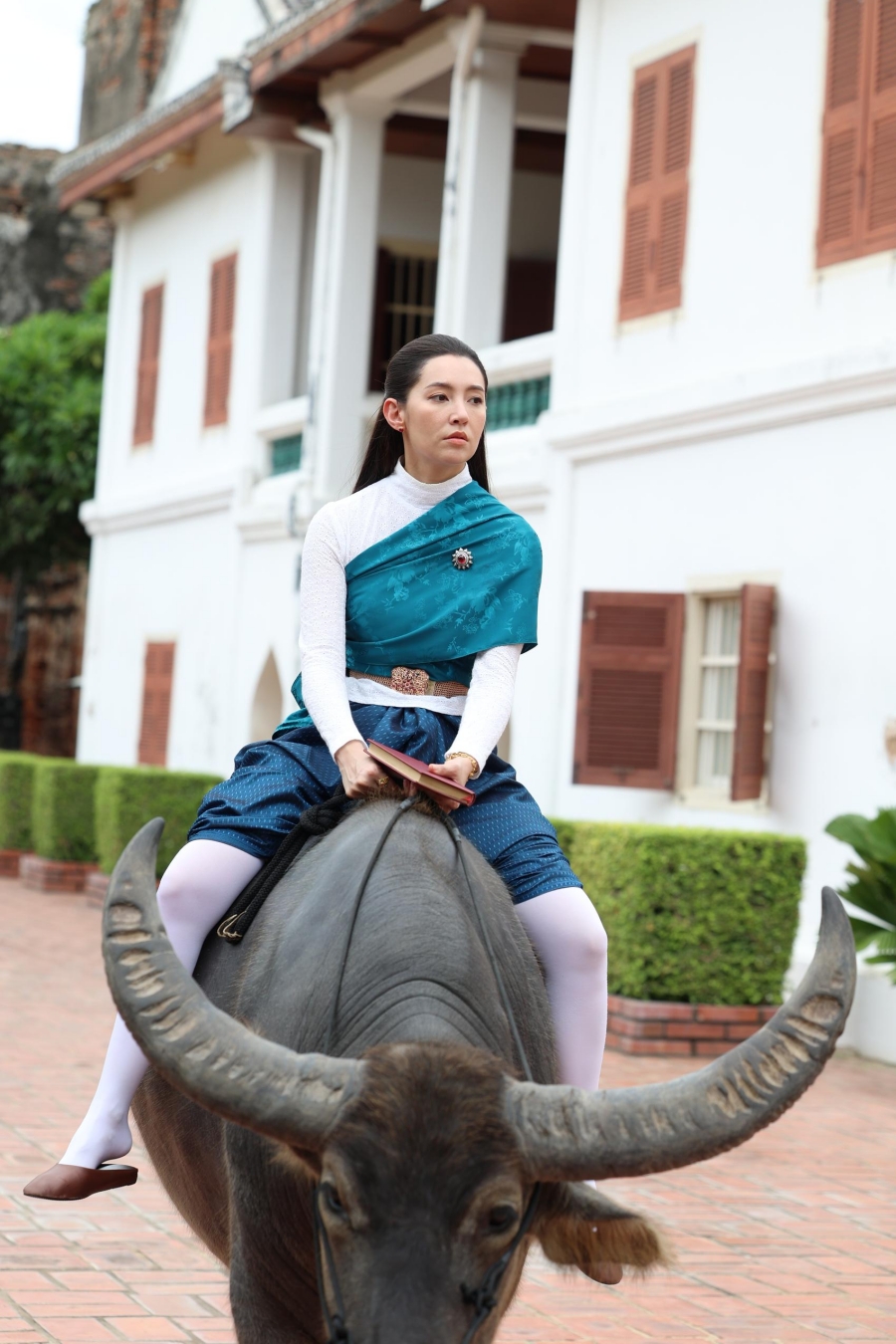 เจ้าคุณพี่กับอีนางคำดวง