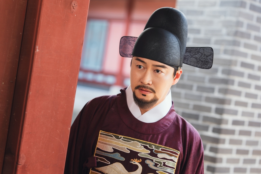 bon appétit, your majesty