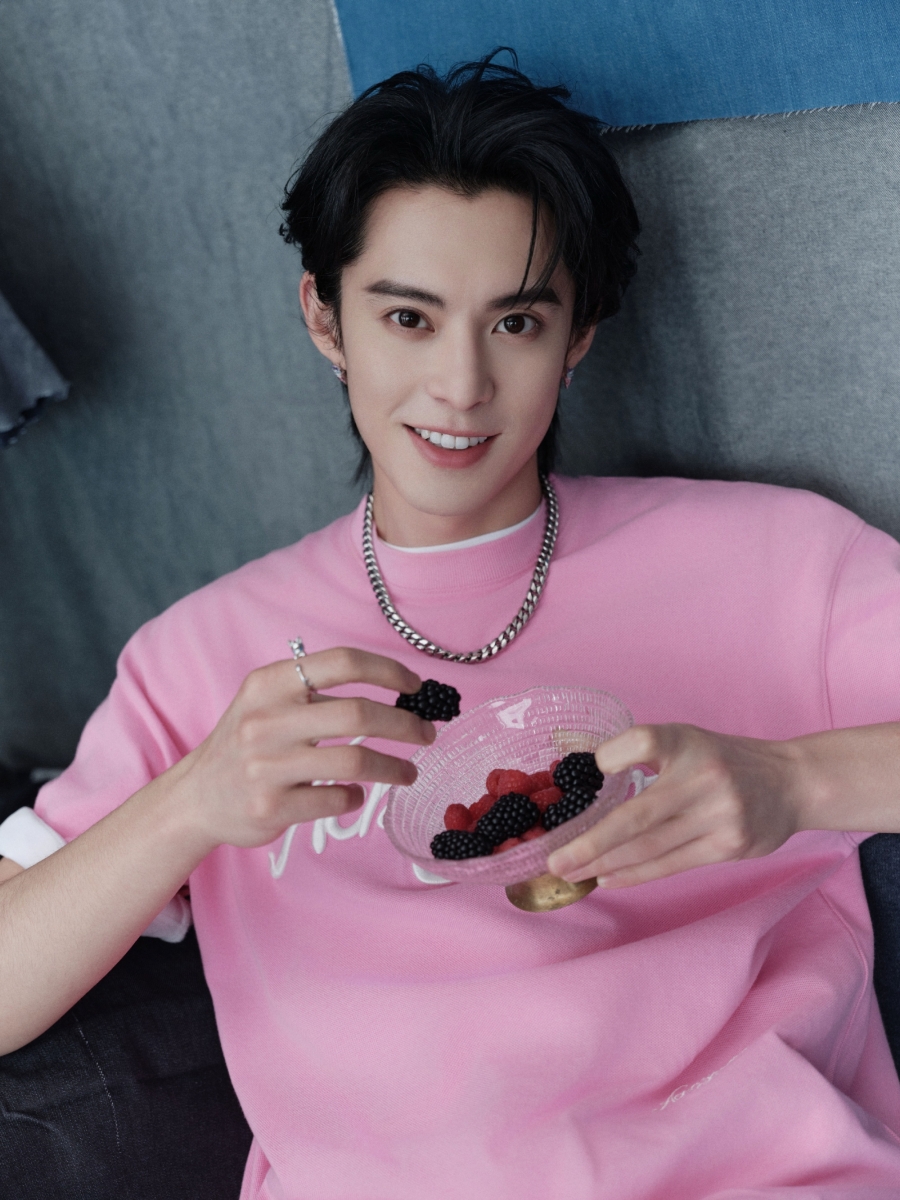 5 พระเอกจีนสุดฮอต ที่ใครเห็นก็ต้องใจสั่น