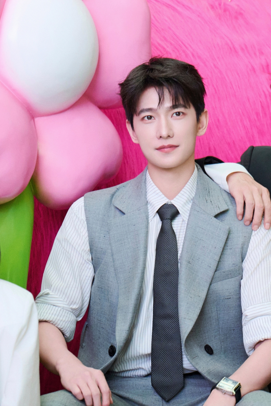 5 พระเอกจีนสุดฮอต ที่ใครเห็นก็ต้องใจสั่น