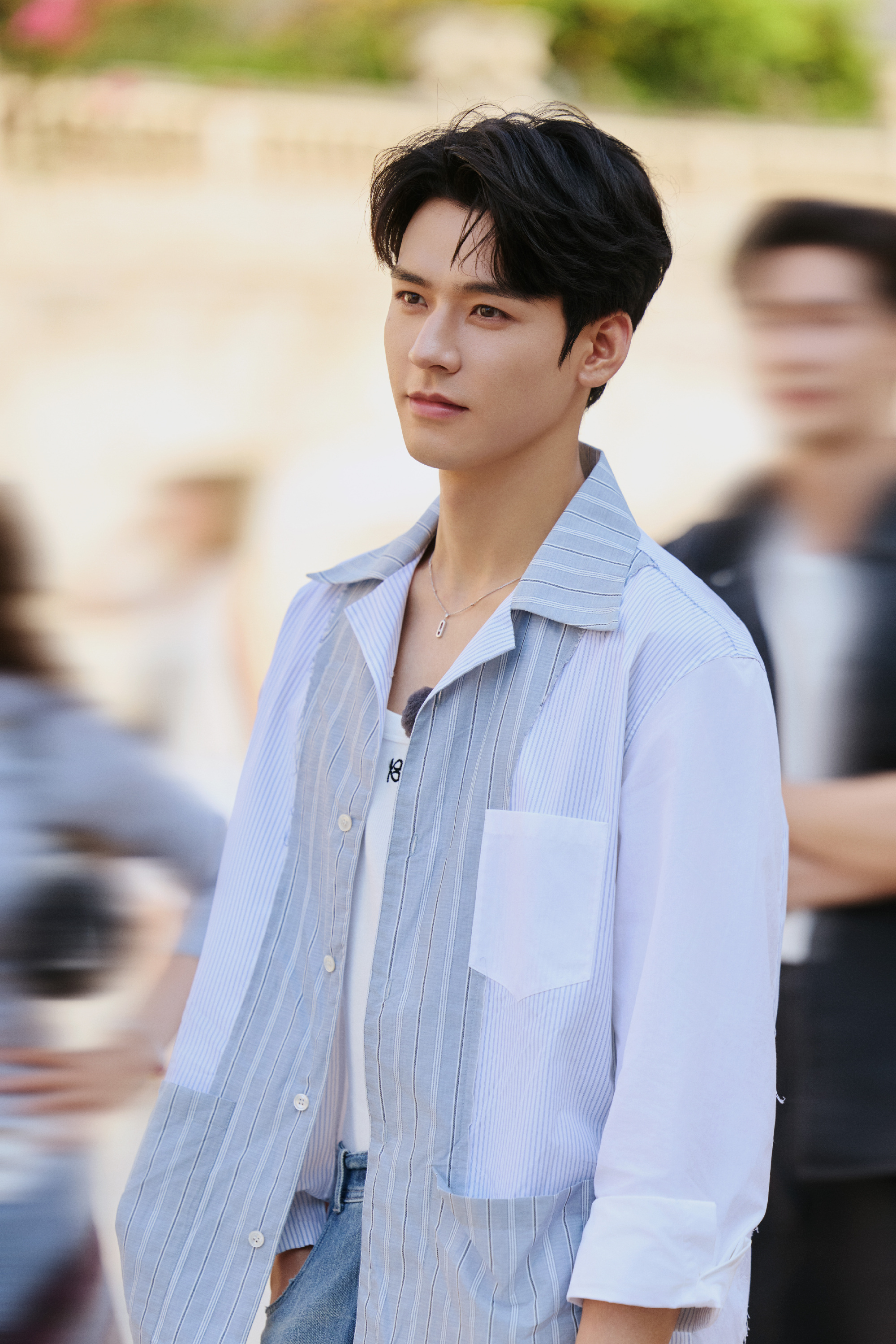 4 พระเอกซีรีส์จีน ยิ้มทีเสียลุคเจ้าชาย!