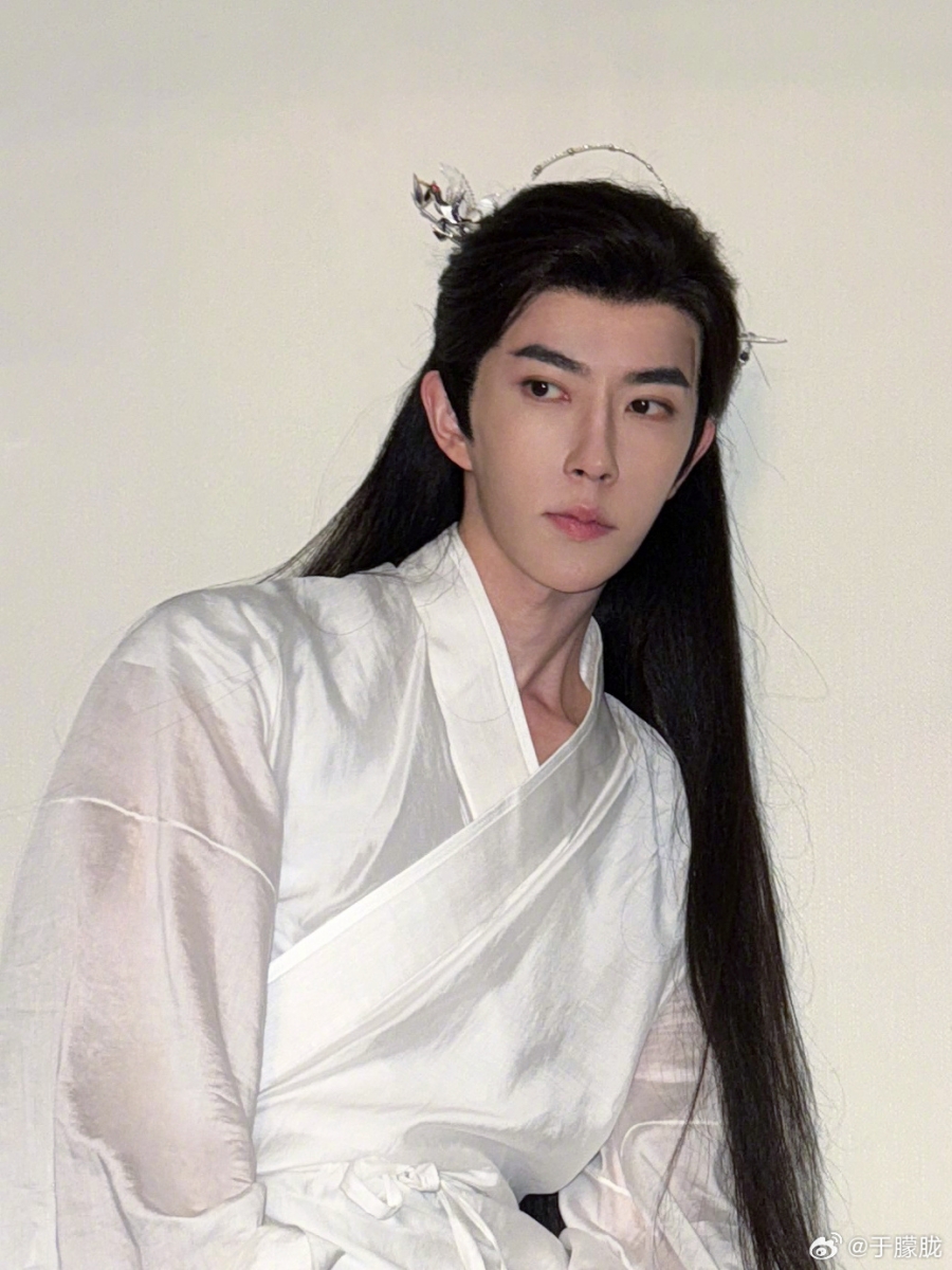 ประวัติพระเอกจีน อวี่เมิ่งหลง yu meng long