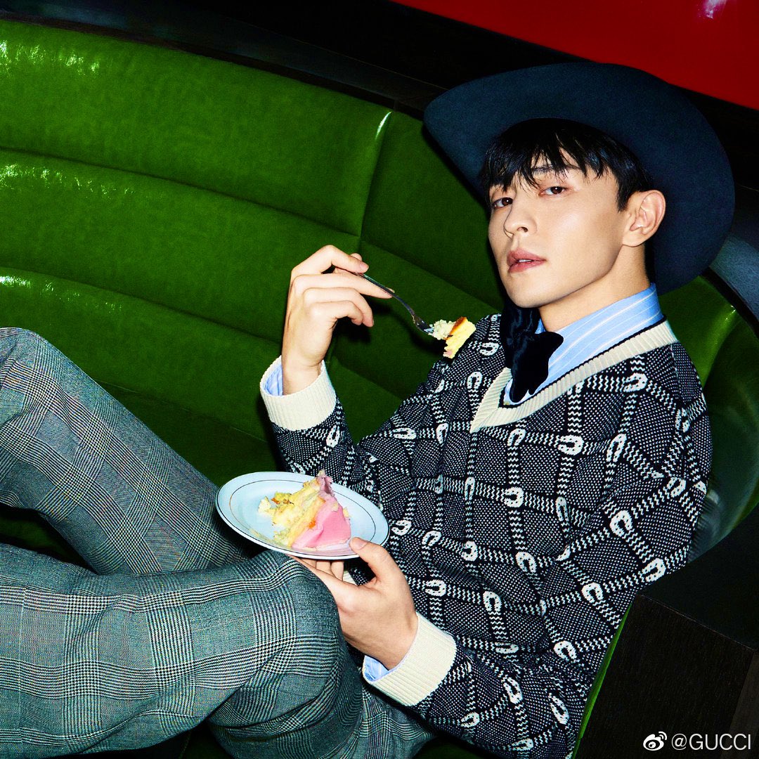 เติ้งหลุน เผยชีวิตเรียบง่ายหลังหายหน้าไปนาน