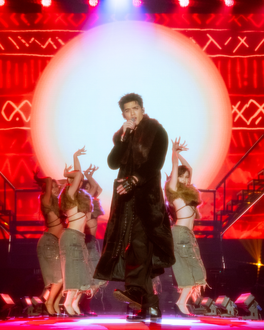 JOSS GAWIN INVINCIBLE FANCON