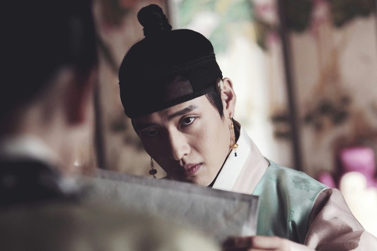 10 หนัง 18+ ของพระเอกเกาหลีสุดหล่อ ที่แฟนๆ ต้องช็อก!