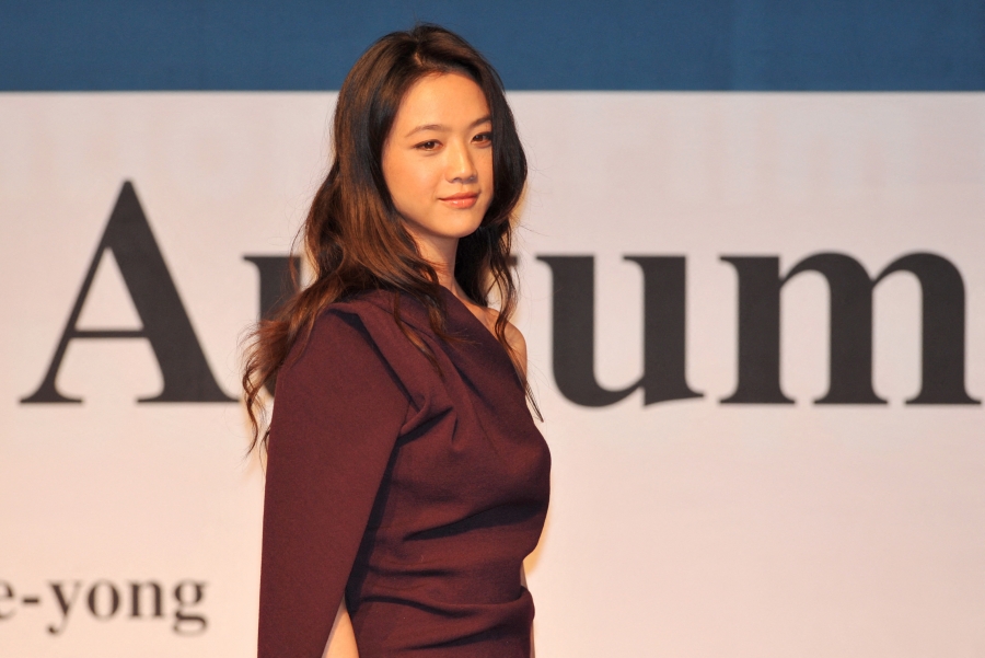 ถังเหว่ย นักแสดงสาวที่ถูกแบนทั้งประเทศ แต่ไม่เคยหยุดเชื่อในศิลปะ