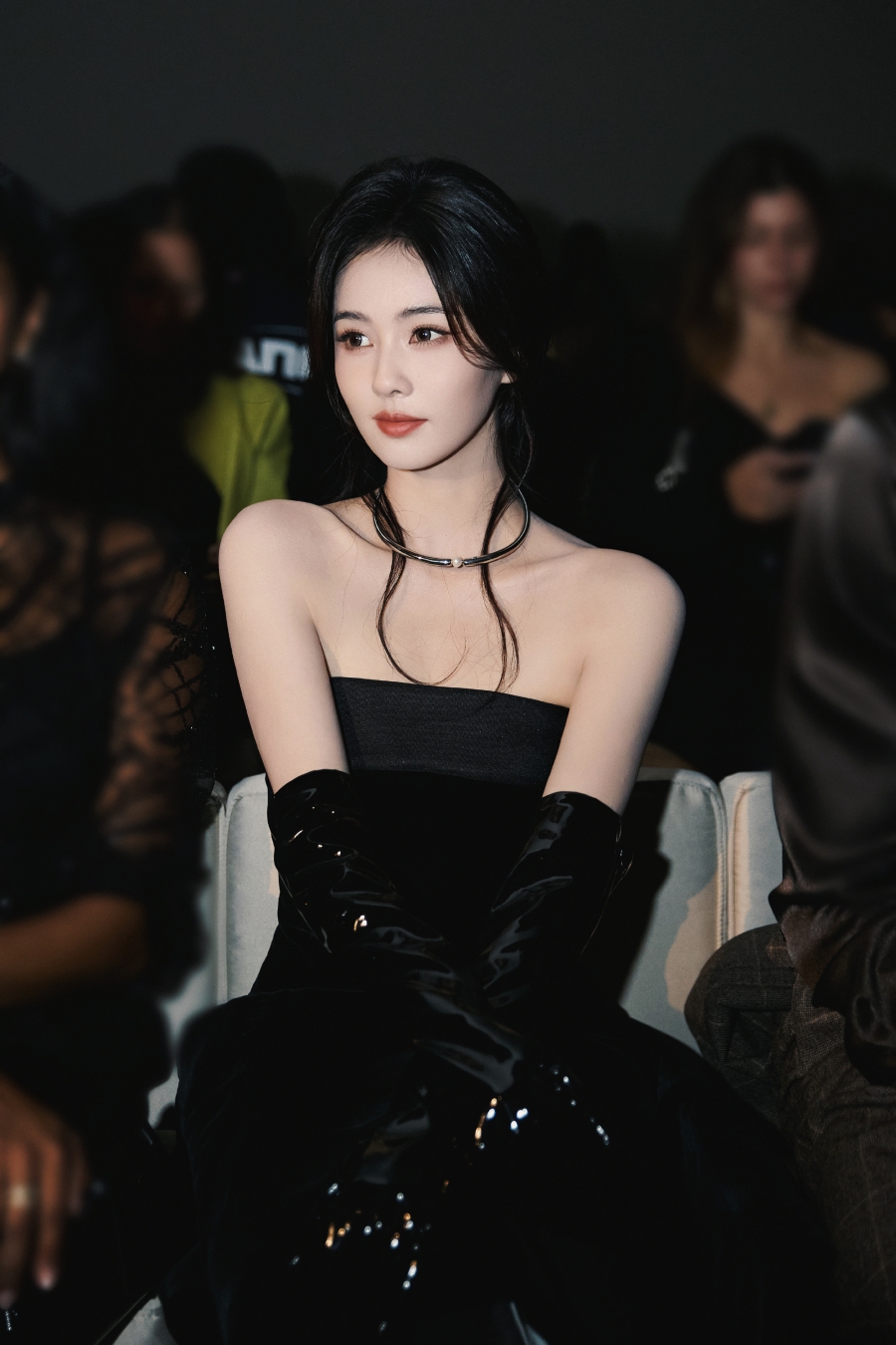 ไป๋ลู่เผยป่วยปริศนานานหลายเดือน จนต้องพักงานทั้งปี