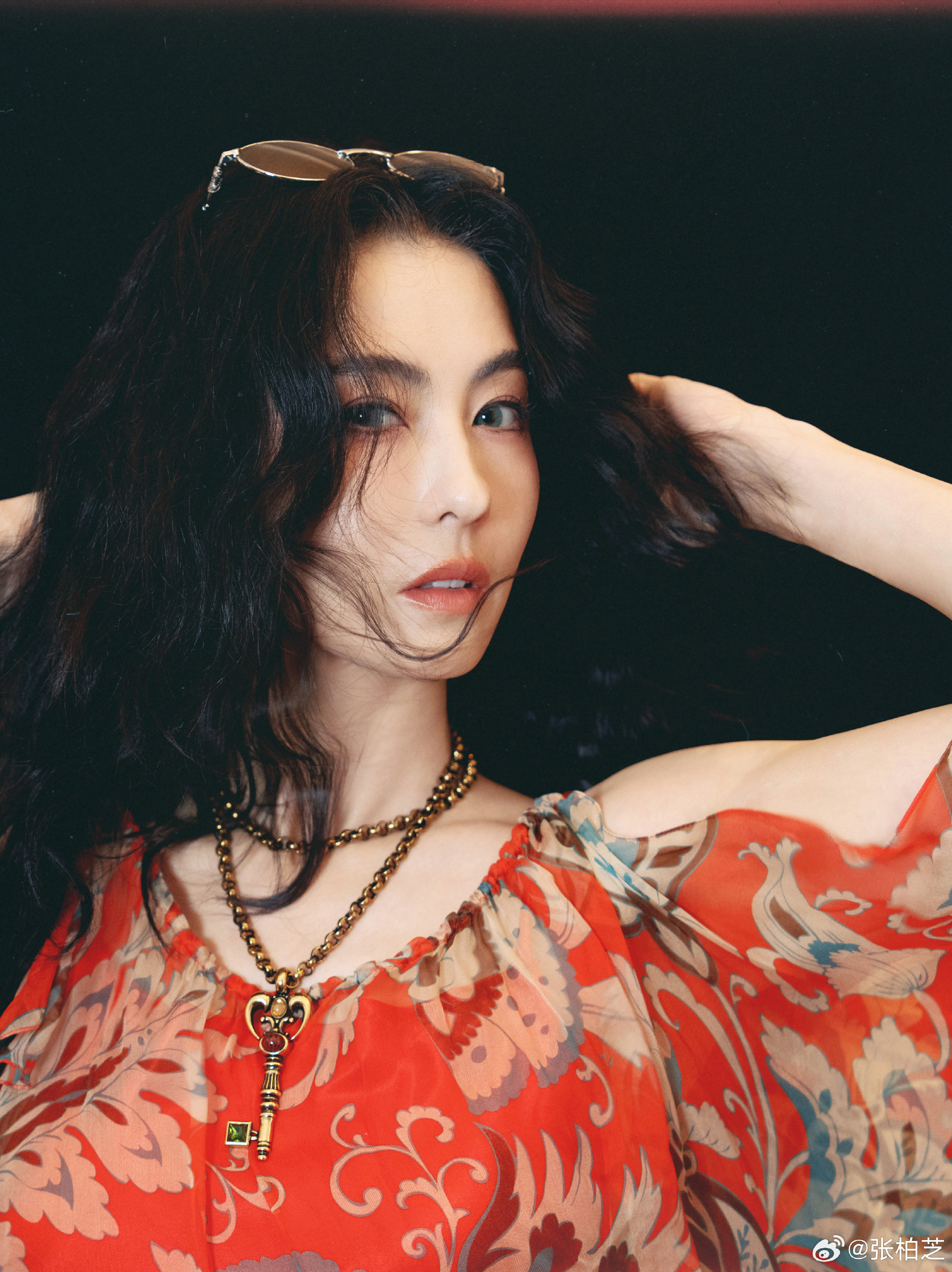 เปิดอีกมุมชีวิต “จางป๋อจื่อ” จากเด็กหญิงในความเงียบ สู่ดาวดังแห่งฮ่องกง