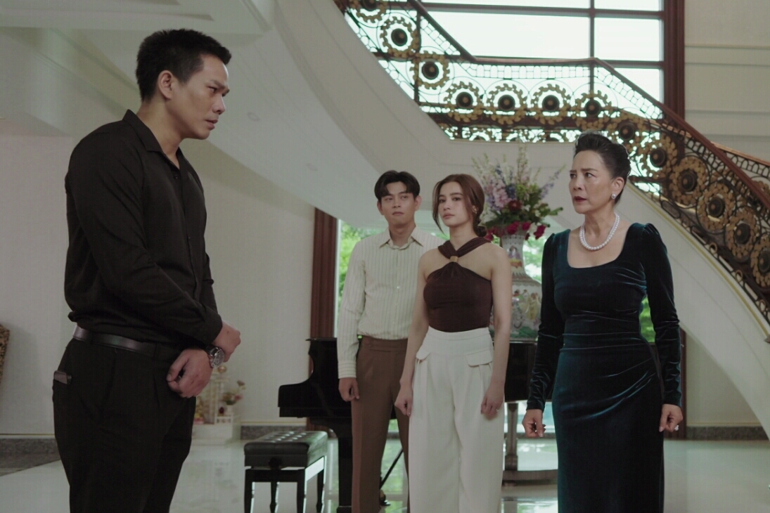 เรื่องย่อ จิตสะกดแค้น  Hypnotic