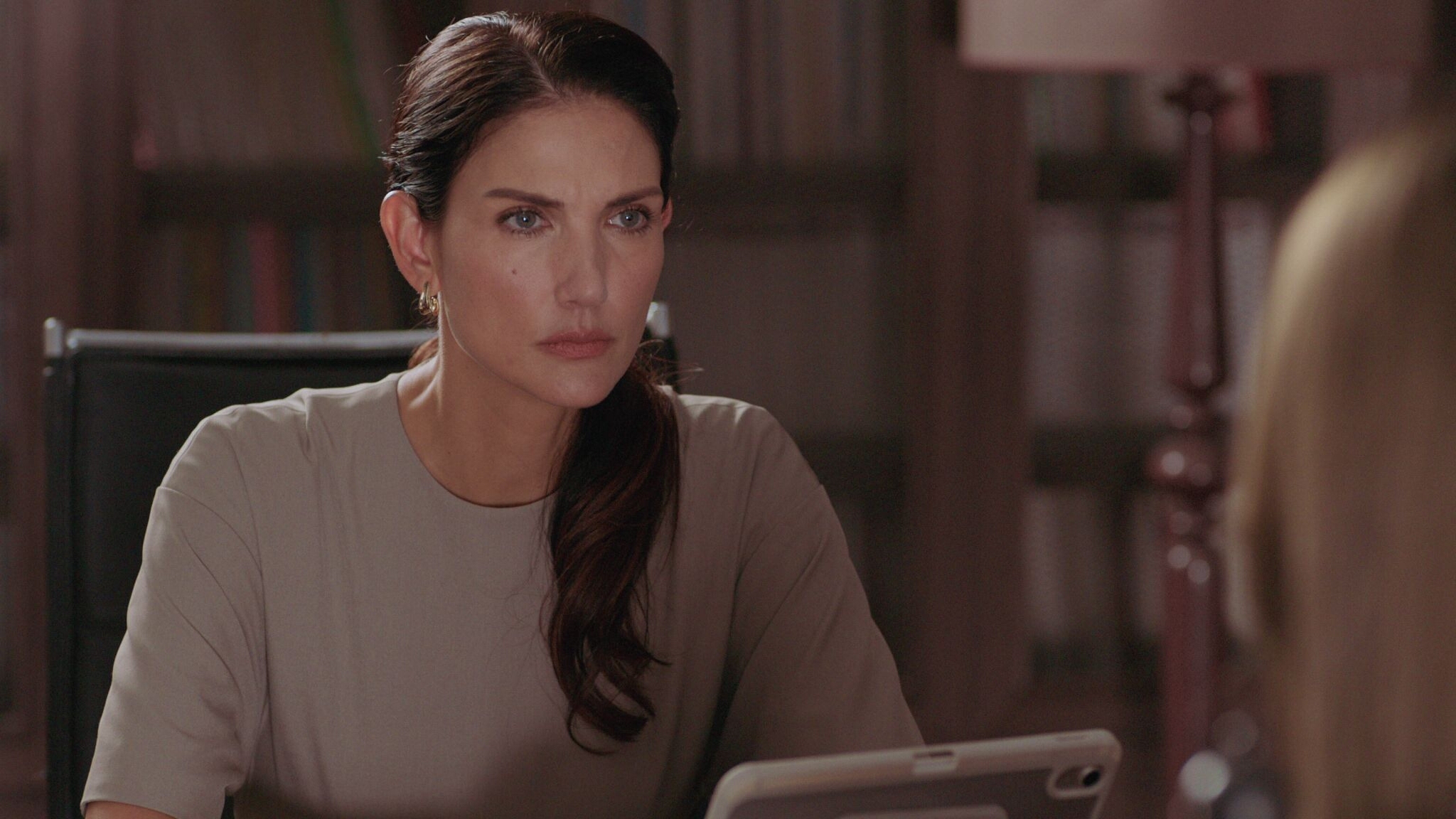 เรื่องย่อ จิตสะกดแค้น  Hypnotic