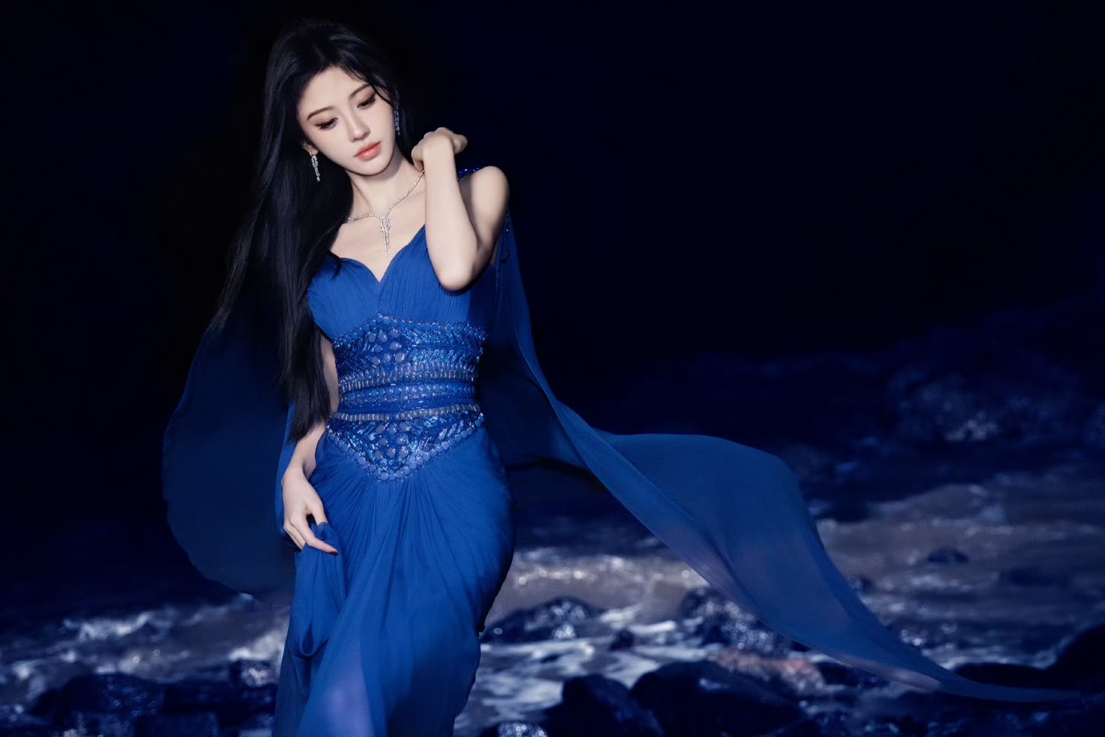 จวีจิ้งอี