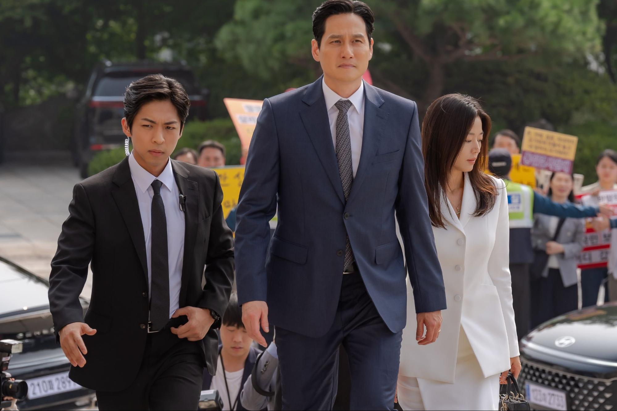 Disney+  หนัง ซีรีส์ดูปีใหม่