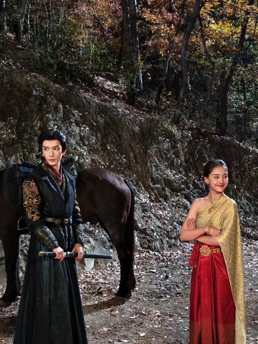 ลิซ่า อลิซา สาวไทยข้ามภพป่วนใจแม่ทัพ