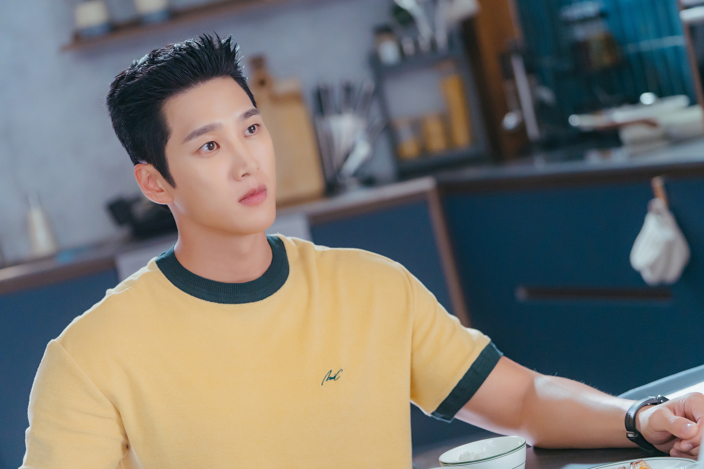 เรื่องย่อ spring fever ใบไม้ผลิที่รอคอย