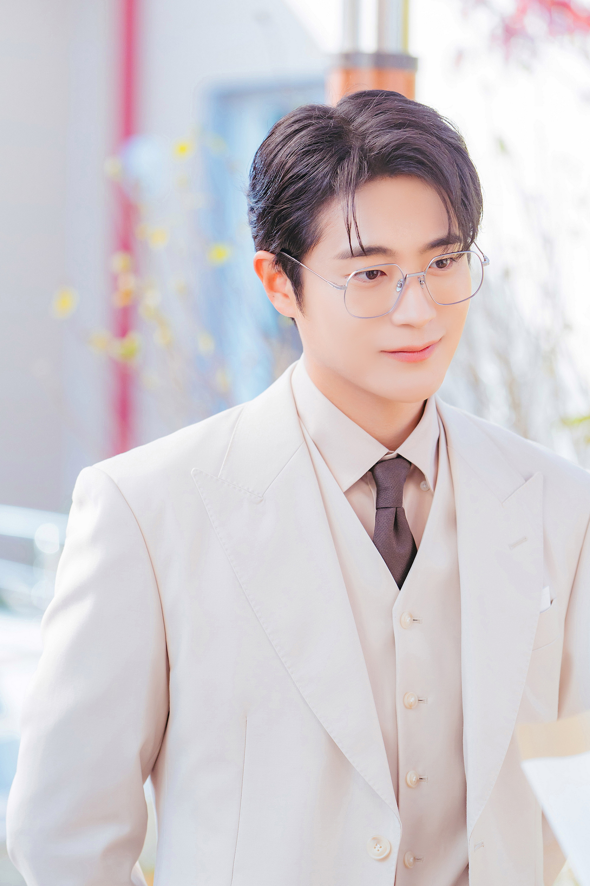 เรื่องย่อ spring fever ใบไม้ผลิที่รอคอย