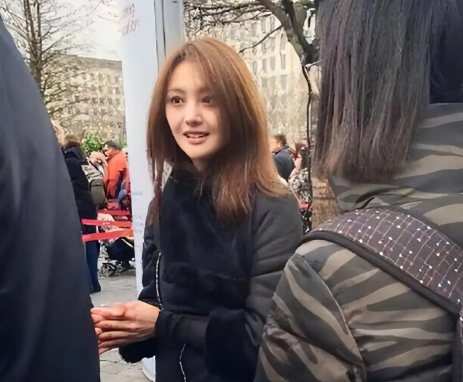 เจิ้งส่วง โผล่สหรัฐฯ ภาพปัจจุบันต่างจากภาพจำอย่างสิ้นเชิง