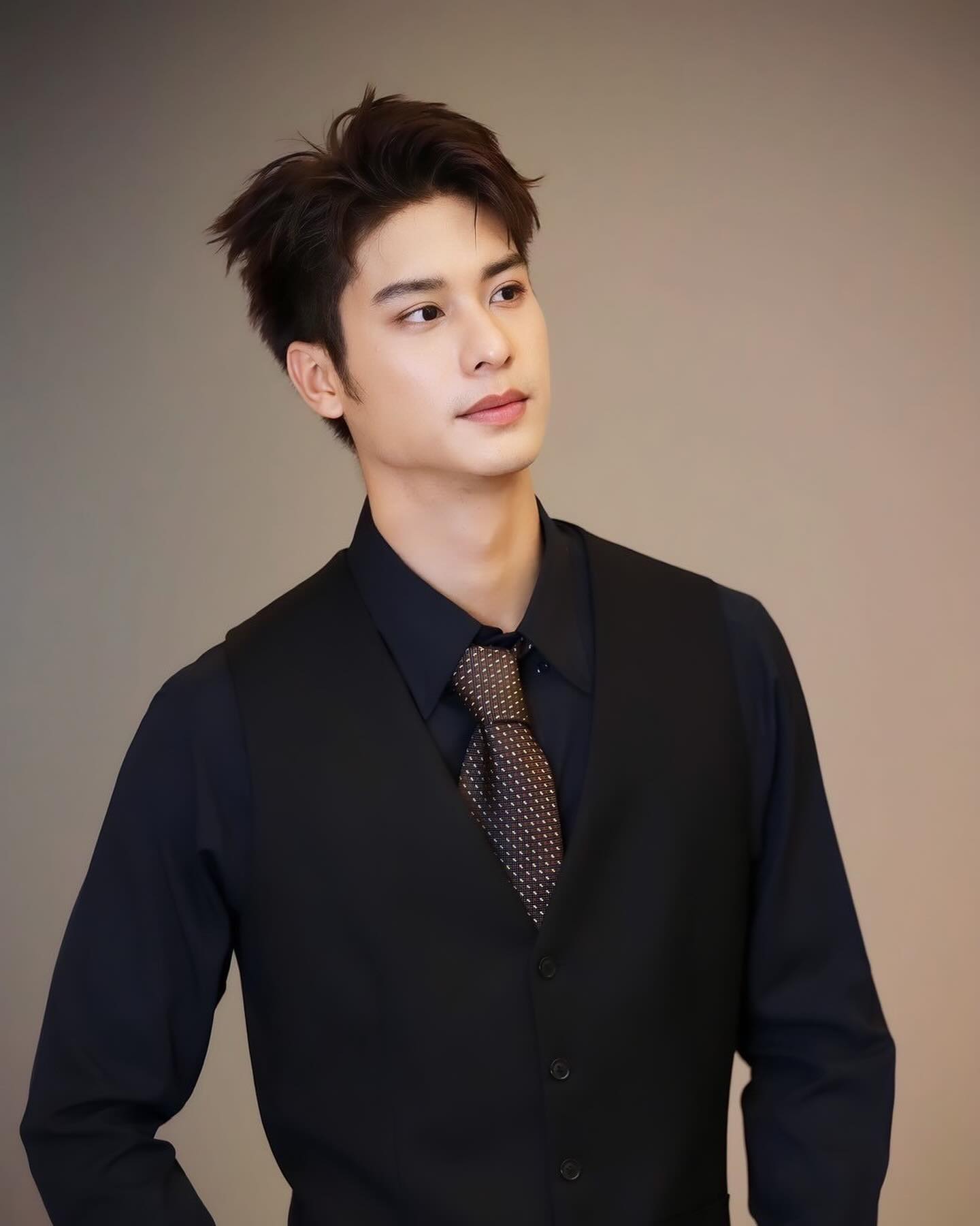 “บุพเพสันนิวาส” ตีความใหม่ในแบบซีรีส์วาย